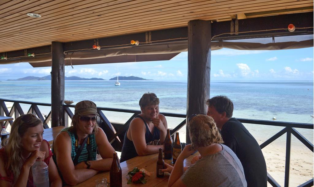 Ratu Kini Backpackers And Dive Resort Mana Island Εξωτερικό φωτογραφία