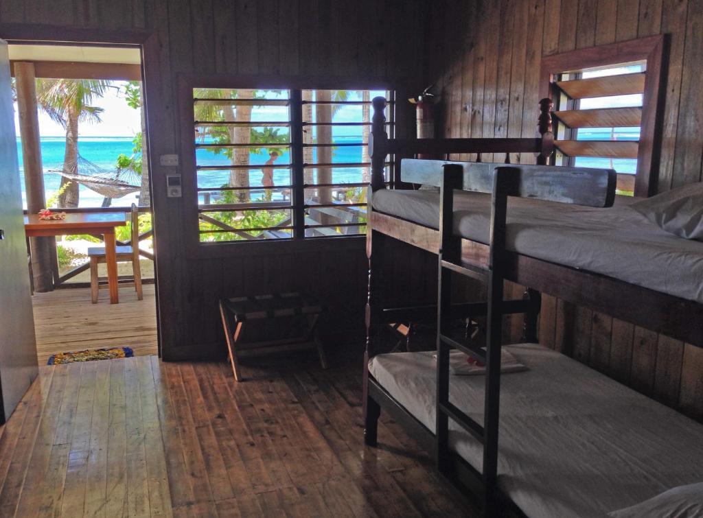 Ratu Kini Backpackers And Dive Resort Mana Island Δωμάτιο φωτογραφία